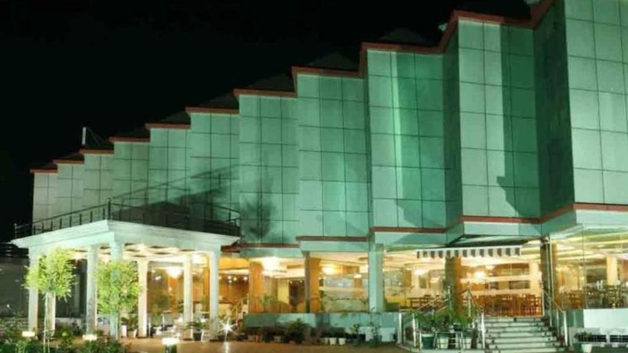 Hotel Padmini Palace Rāni Pokhri Zewnętrze zdjęcie
