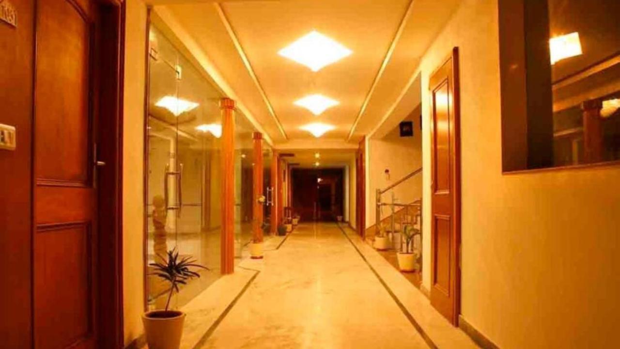 Hotel Padmini Palace Rāni Pokhri Zewnętrze zdjęcie