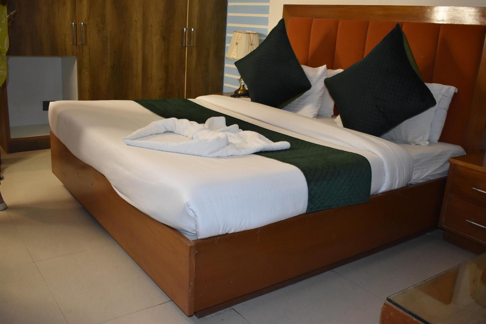 Hotel Padmini Palace Rāni Pokhri Zewnętrze zdjęcie