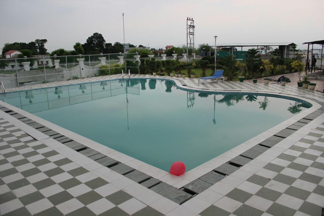 Hotel Padmini Palace Rāni Pokhri Zewnętrze zdjęcie